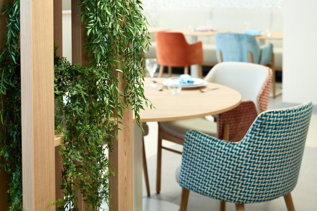 Zenao Appart'Hotels Suresnes Buitenkant foto
