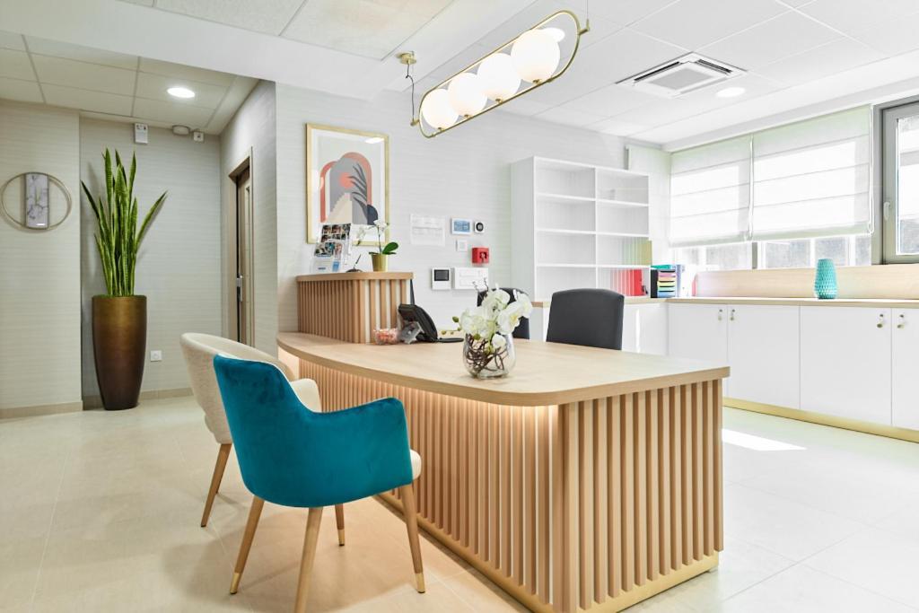 Zenao Appart'Hotels Suresnes Buitenkant foto